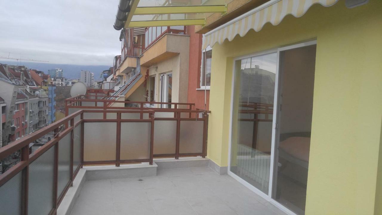 Modern apartment Sofia center Exterior foto